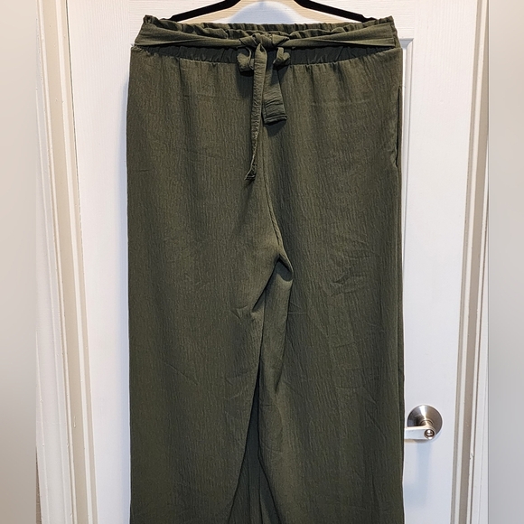 Pink Lily Olive Green Tie Waist Pants Sz Large Wide Leg - Picture 1 of 7